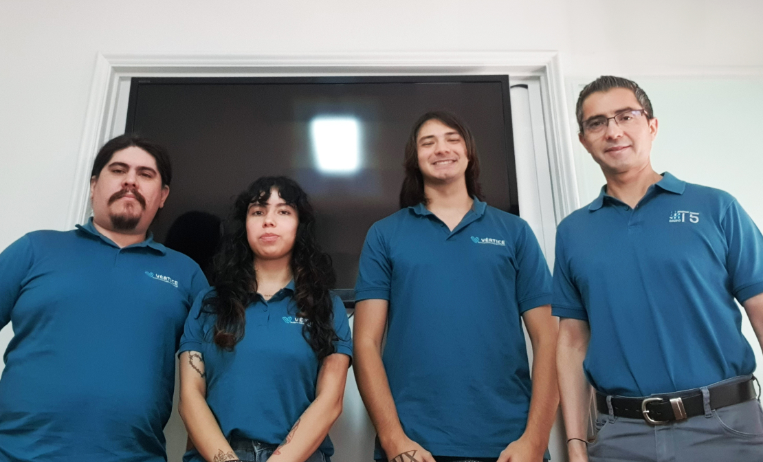 Vértice y 1Ci: Pioneros en la Revolución Tecnológica de Chile