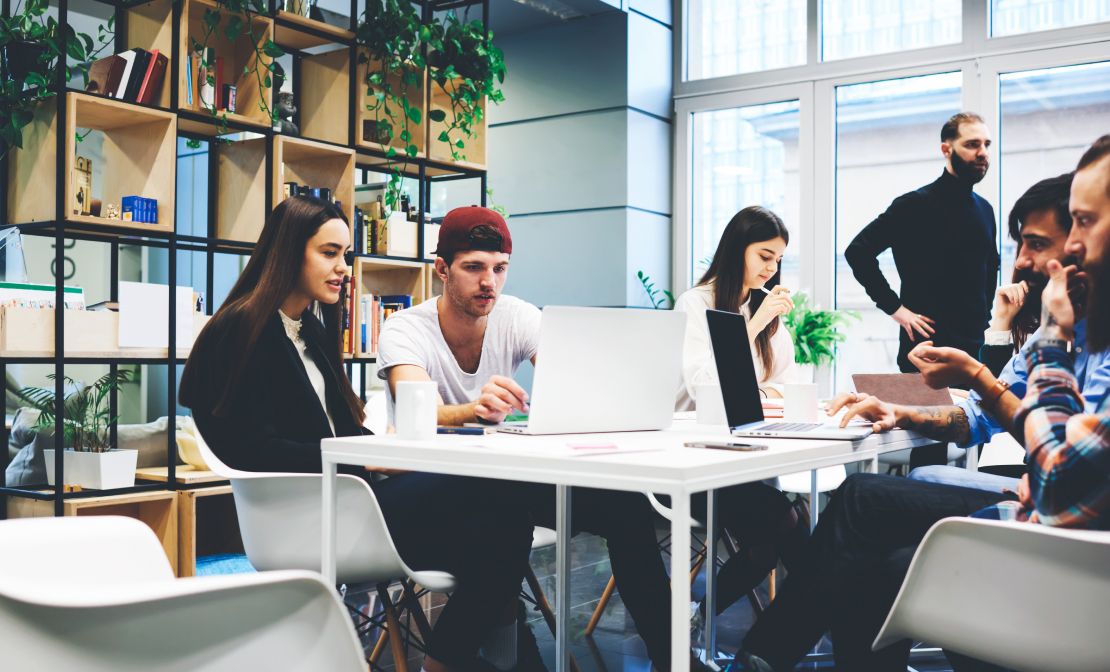 Capacitando a los Partners: La esencia de los programas educativos de 1Ci